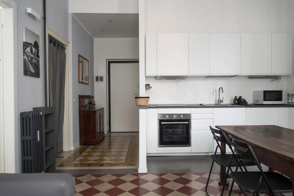Mico 1 Bedroom Apartment - Youhosty มิลาน ภายนอก รูปภาพ